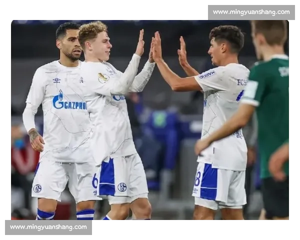 终场哨响强强对决落幕主队逆转客队赢得关键胜利锁定晋级希望